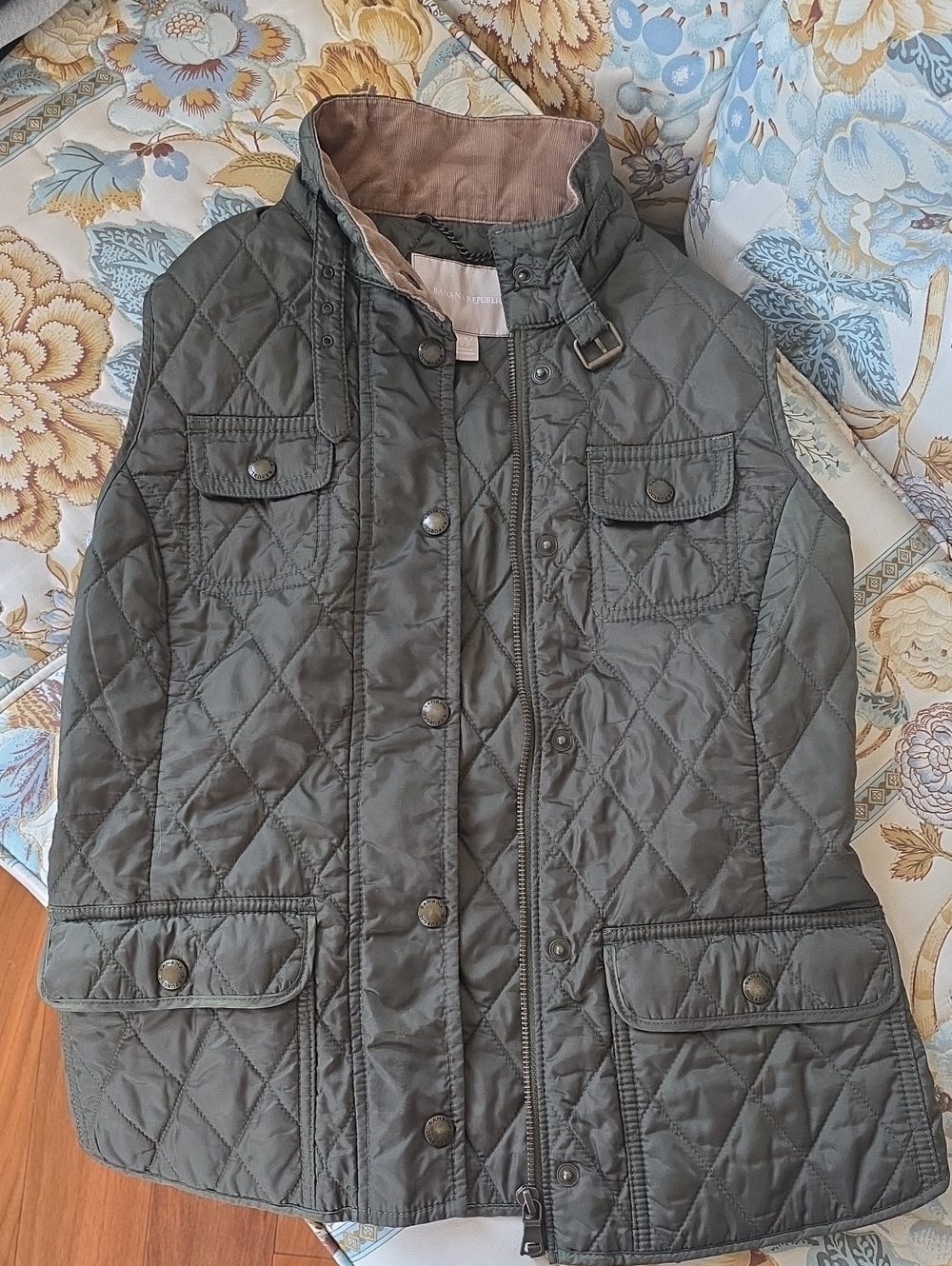 Banana Republic Quited Vest
